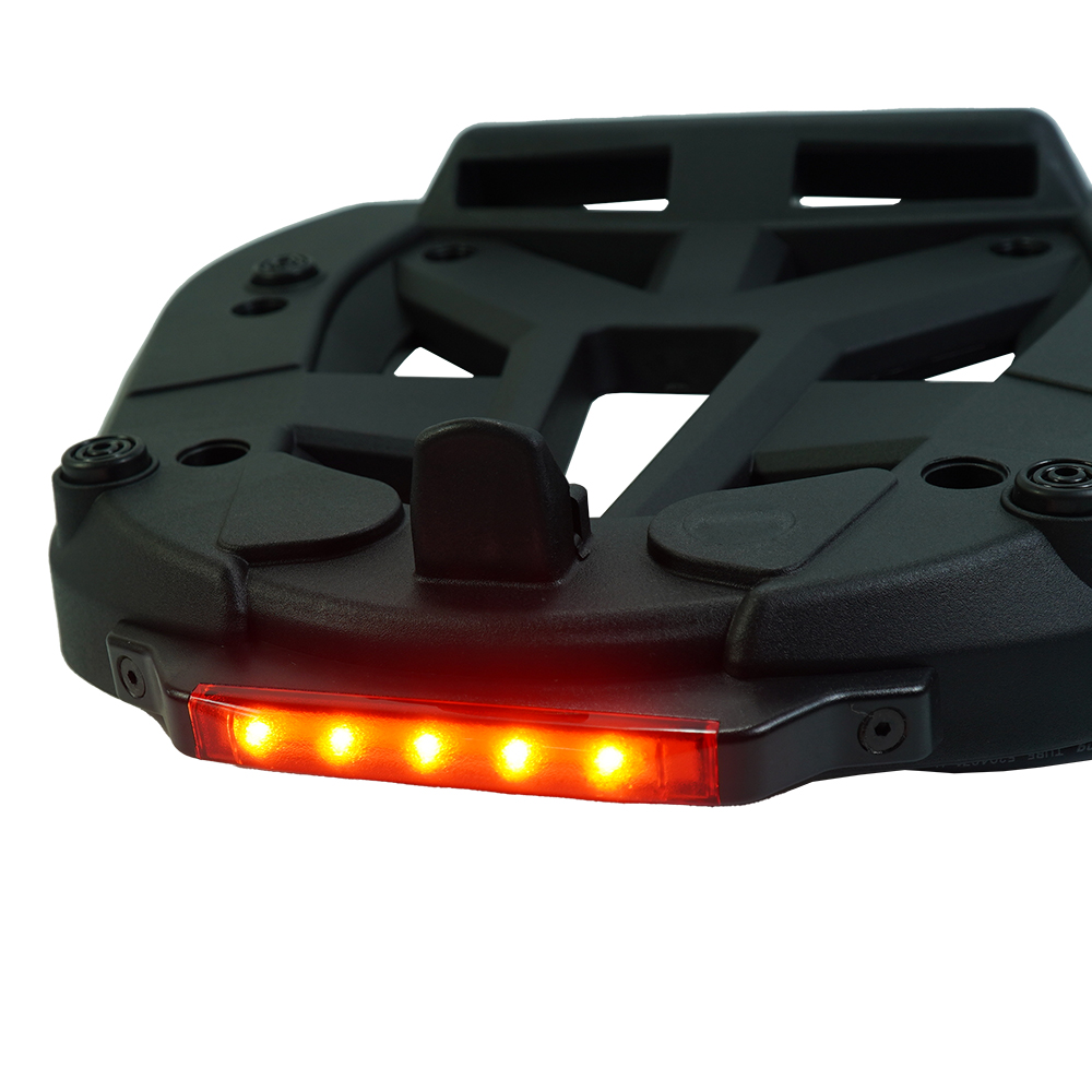 Đèn LED Stop trên đế Givi M7MN-S