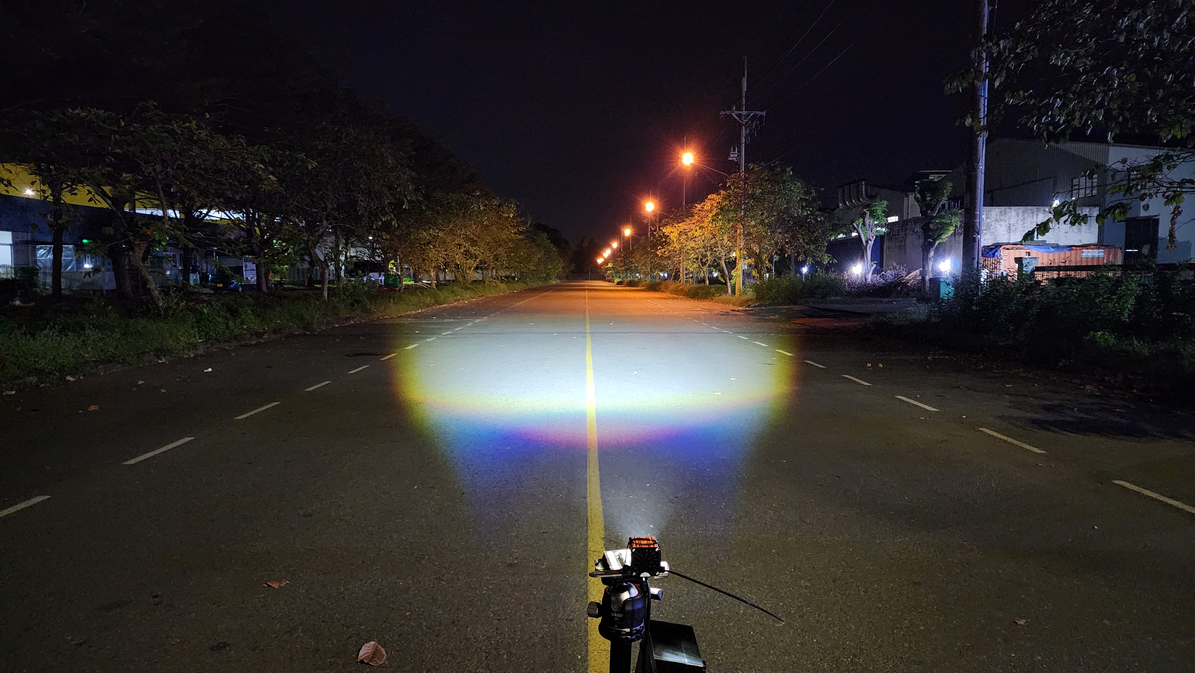 Ánh sáng Cos/Pha Z20 Ver 2 có đèn đường